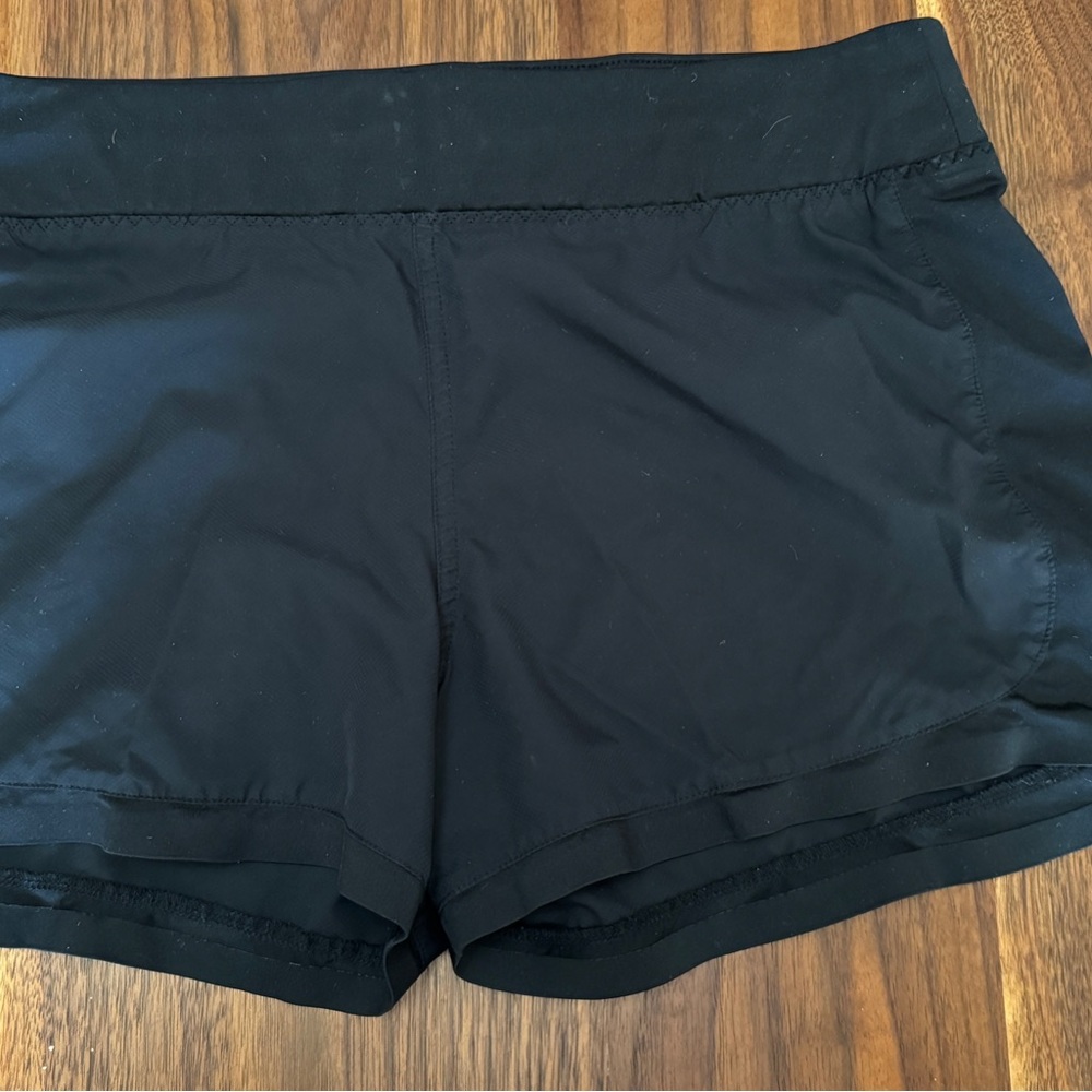 Athleta Black Athletic Shorts with Lightweight Fabric and Comfortable Fit